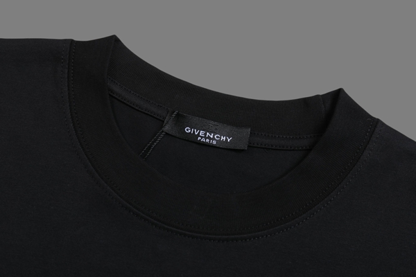 ブランドTシャツ側面デザイン